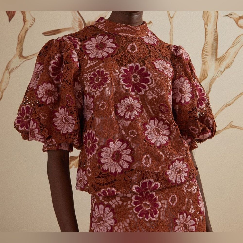 Farm Rio Gigi Tapestry Guipure Blouse NWT Size XL